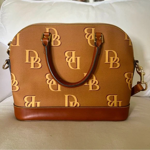 🎉HP🎉 NWOT Dooney & Bourke Monogram Large Domed Satchel - Picture 3 of 5